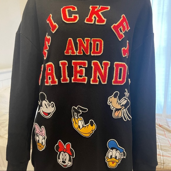 Disney Mickey Friends Embroider Graphic Patch Women Sweater Top Sweatshirt 3X - Picture 2 of 4